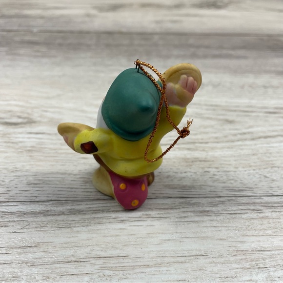 1987 Walt Disney Seven Dwarfs Bashful Playing Cymbals Schmid Ornament - Picture 3 of 7